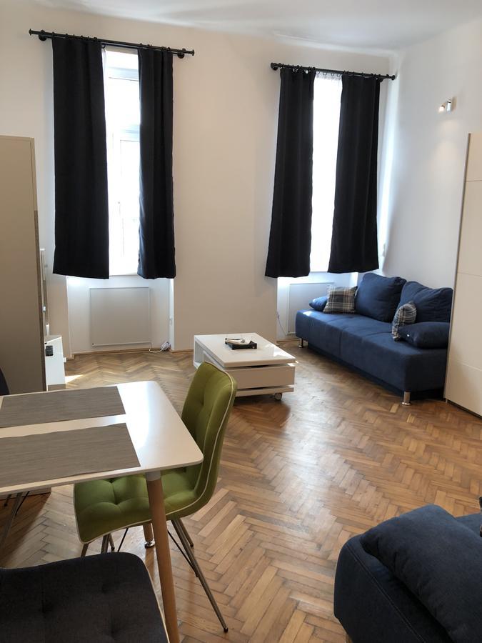Arsenal Apartament *
